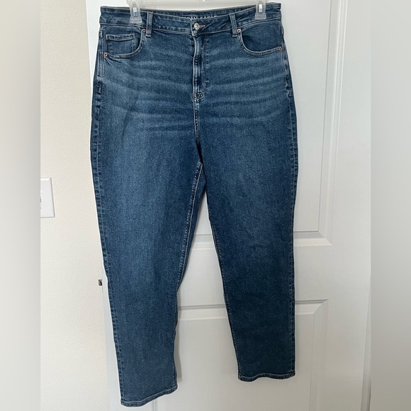 American Eagle Stretch Mom Jeans - size 16L - Picture 1 of 13